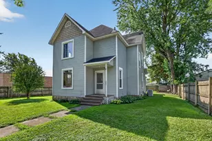 205 2nd St, Claremont, MN 55924 - Photo 2