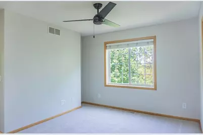 7657 Primrose Place, Chanhassen, MN 55317 - Photo 24