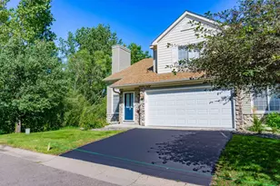 7657 Primrose Pl, Chanhassen, MN 55317 - Photo 40