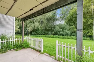 15275 Lesley Ln, Eden Prairie, MN 55346 - Photo 26