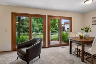 15275 Lesley Ln, Eden Prairie, MN 55346 - Photo 10