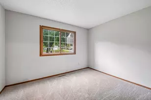 15275 Lesley Ln, Eden Prairie, MN 55346 - Photo 20