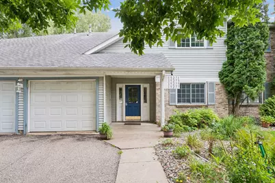 15275 Lesley Lane, Eden Prairie, MN 55346 - Photo 6
