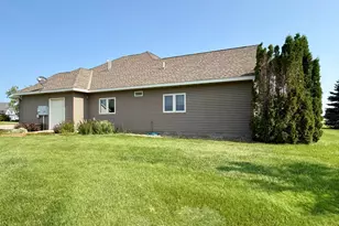 39202 Wild Rose Ct, Sauk Centre Township, MN 56378 - Photo 4