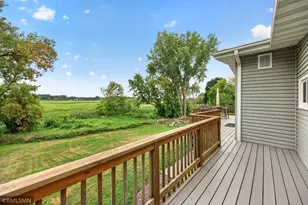2720 Silver Fox Rd, White Bear Lake, MN 55110 - Photo 42
