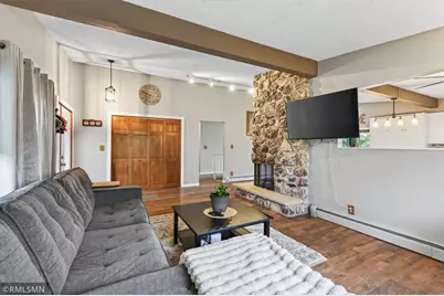 2720 Silver Fox Road, White Bear Lake, MN 55110 - Photo 10