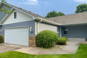 2617 Alpine Ct, Monticello, MN 55362 - Photo 2