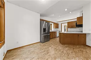9024 Nevada Ave N, Brooklyn Park, MN 55445 - Photo 8