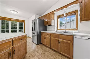 9024 Nevada Ave N, Brooklyn Park, MN 55445 - Photo 6