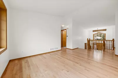 9024 Nevada Avenue N, Brooklyn Park, MN 55445 - Photo 10