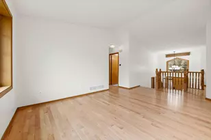 9024 Nevada Ave N, Brooklyn Park, MN 55445 - Photo 10