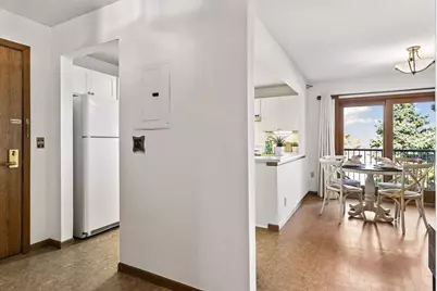 1666 Coffman Street #215, Falcon Heights, MN 55108 - Photo 4