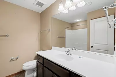 10776 Lyndale Bluffs Trail, Bloomington, MN 55420 - Photo 32