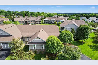 10776 Lyndale Bluffs Trail, Bloomington, MN 55420 - Photo 2