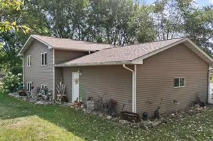110 Pine Cir, Somerset, WI 54025 - Photo 18