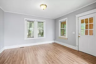 1565 7th St E, Saint Paul, MN 55106 - Photo 14