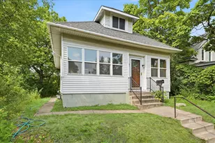1565 7th St E, Saint Paul, MN 55106 - Photo 2