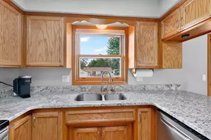 5113 19 1/2 Ave Ln NW, Rochester, MN 55901 - Photo 12