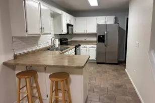 4856 Helena Ln N, Oakdale, MN 55128 - Photo 2