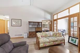 7490 Hinton Park Ave S, Cottage Grove, MN 55016 - Photo 18