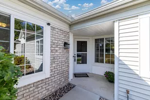 7490 Hinton Park Ave S, Cottage Grove, MN 55016 - Photo 1