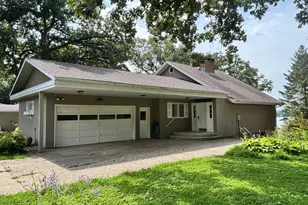 2526 Albion Ave, Fairmont, MN 56031 - Photo 1