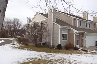 13420 60th Pl N, Plymouth, MN 55446 - Photo 2