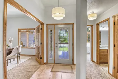 555 Queens Court, Moorhead, MN 56560 - Photo 6