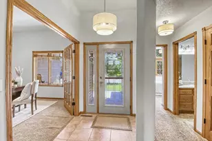 555 Queen's Ct, Moorhead, MN 56560 - Photo 6