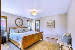 555 Queen's Ct, Moorhead, MN 56560 - Photo 34