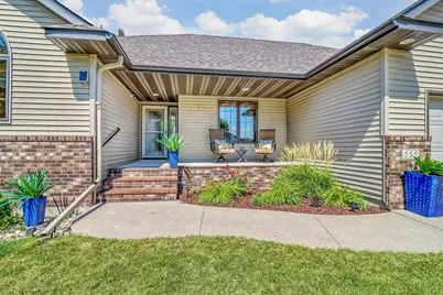 555 Queens Court, Moorhead, MN 56560 - Photo 4
