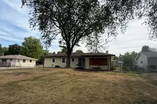 1701 Dixon Dr, Saint Paul Park, MN 55071 - Photo 10