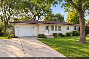 1701 Dixon Dr, Saint Paul Park, MN 55071 - Photo 1