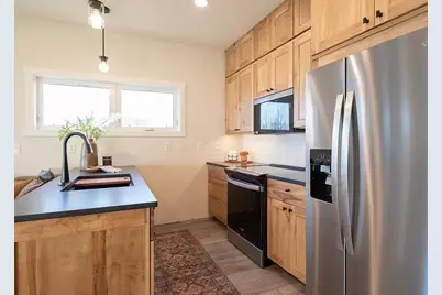 116 E Lakeview Drive, Silver Bay, MN 55614 - Photo 18