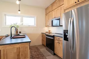 116 E Lakeview Dr, Silver Bay, MN 55614 - Photo 18