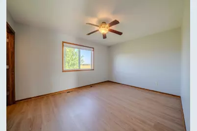 1051 Yellowstone Avenue, Saint Cloud, MN 56303 - Photo 18