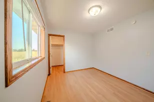 1051 Yellowstone Ave, Saint Cloud, MN 56303 - Photo 24