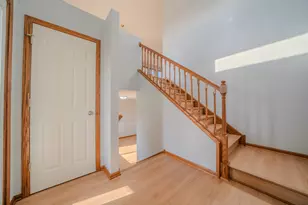 1051 Yellowstone Ave, Saint Cloud, MN 56303 - Photo 6