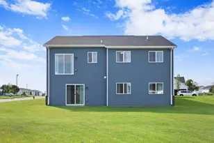 4706 8th St Loop NE, Saint Cloud, MN 56304 - Photo 4