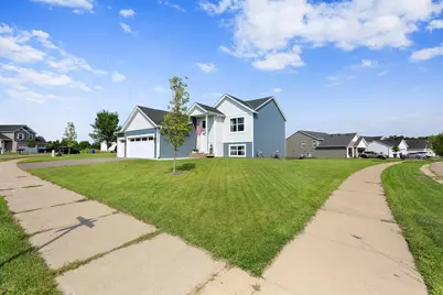 4706 8th Street Loop NE, Saint Cloud, MN 56304 - Photo 2