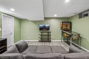 1440 Valleyview Rd, Chaska, MN 55318 - Photo 36