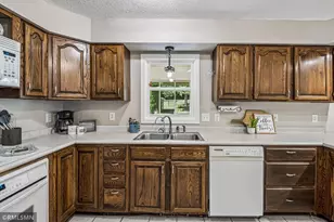 1440 Valleyview Rd, Chaska, MN 55318 - Photo 16
