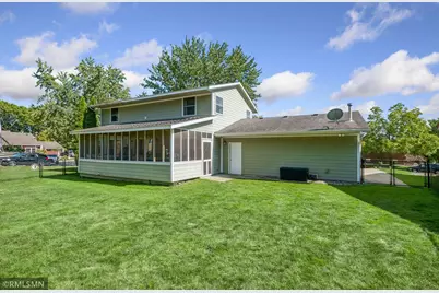 1440 Valley View Road, Chaska, MN 55318 - Photo 40