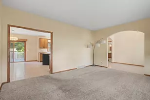 W7885 Country Ave, Holland, WI 54636 - Photo 6