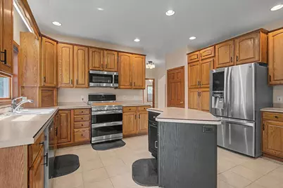 W7885 Country Avenue, Holland, WI 54636 - Photo 10