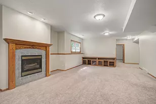 W7885 Country Ave, Holland, WI 54636 - Photo 34