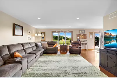 1905 Prairie Avenue SW, Faribault, MN 55021 - Photo 12