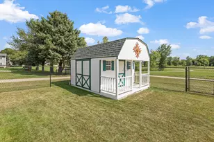 1905 Prairie Ave SW, Faribault, MN 55021 - Photo 54