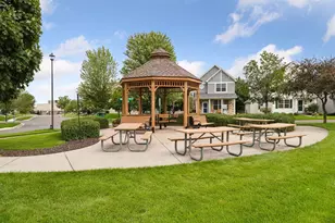 4570 Bulrush Blvd, Shakopee, MN 55379 - Photo 32