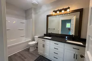 501 Forest St, Kenyon, MN 55946 - Photo 28